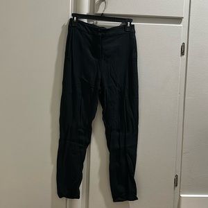 Women’s black Lululemon pants